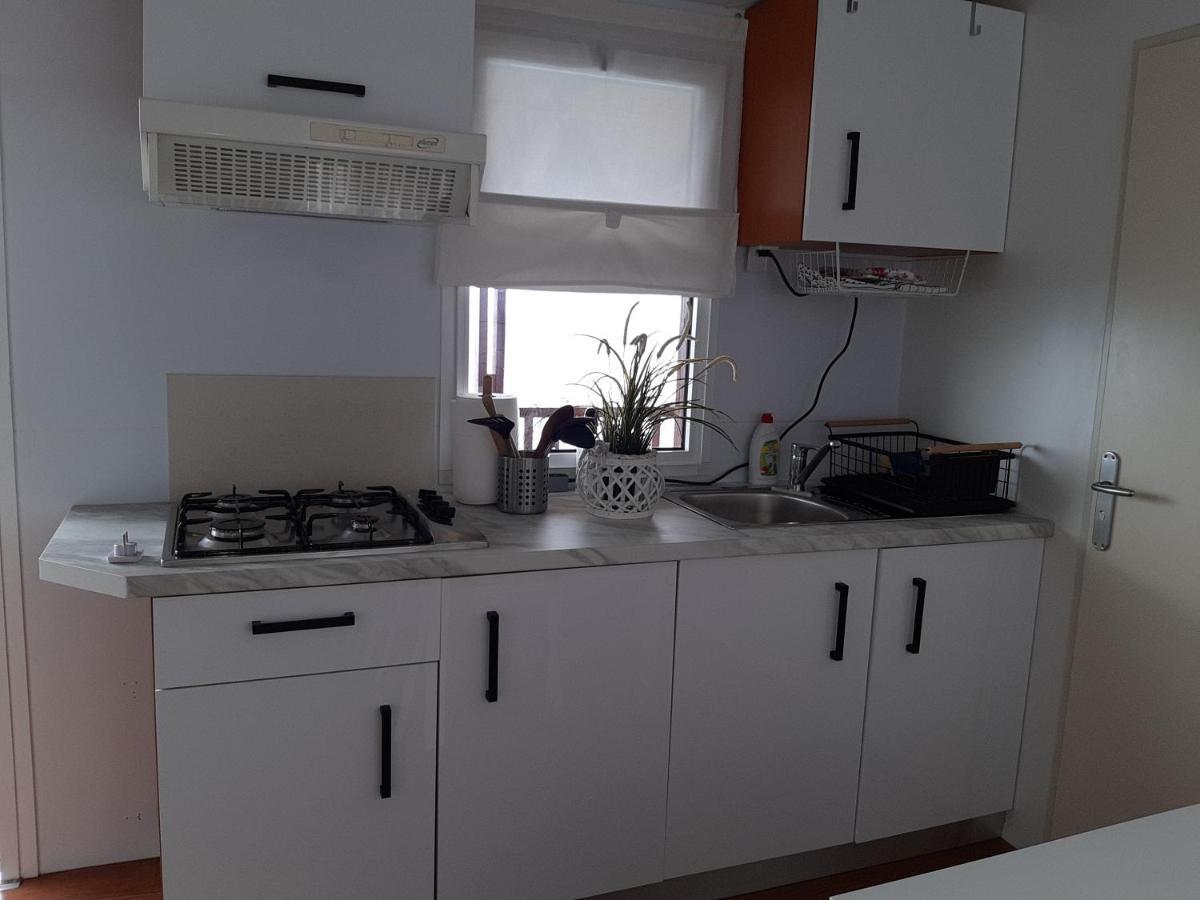 Mobile Home Apartment Camp קלנוביצה מראה חיצוני תמונה