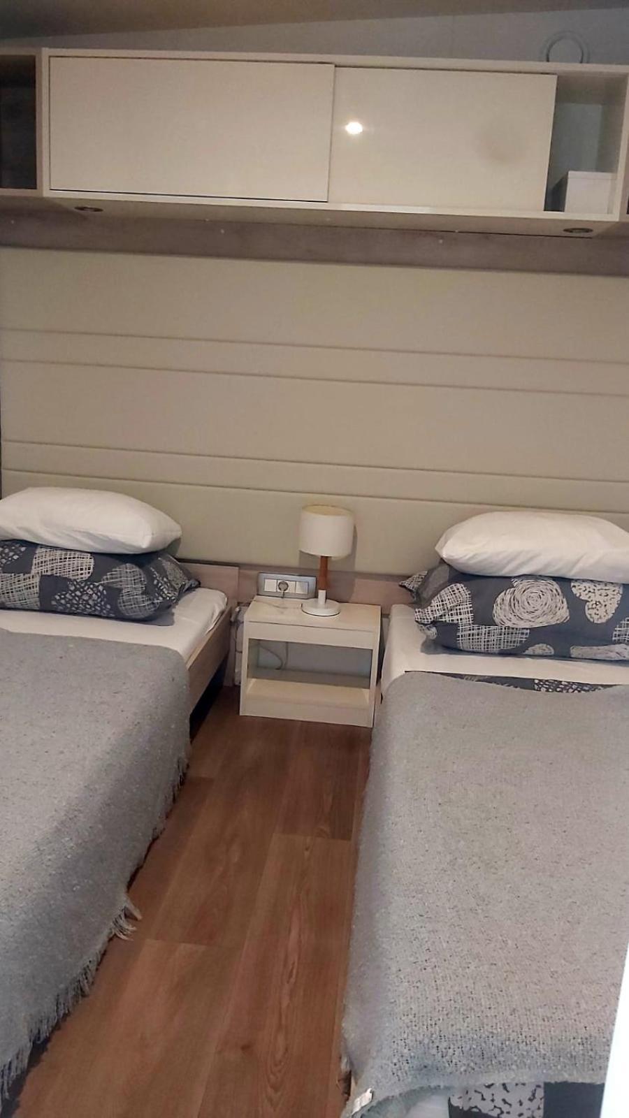 Mobile Home Apartment Camp קלנוביצה מראה חיצוני תמונה